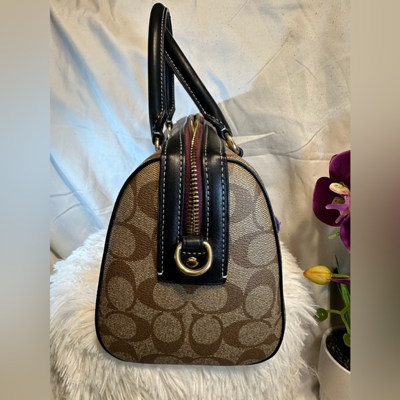 Coach Disney X Villain Bundle Handbag & Wristlet In Signature Canvas W Patches - Picture 8 of 10